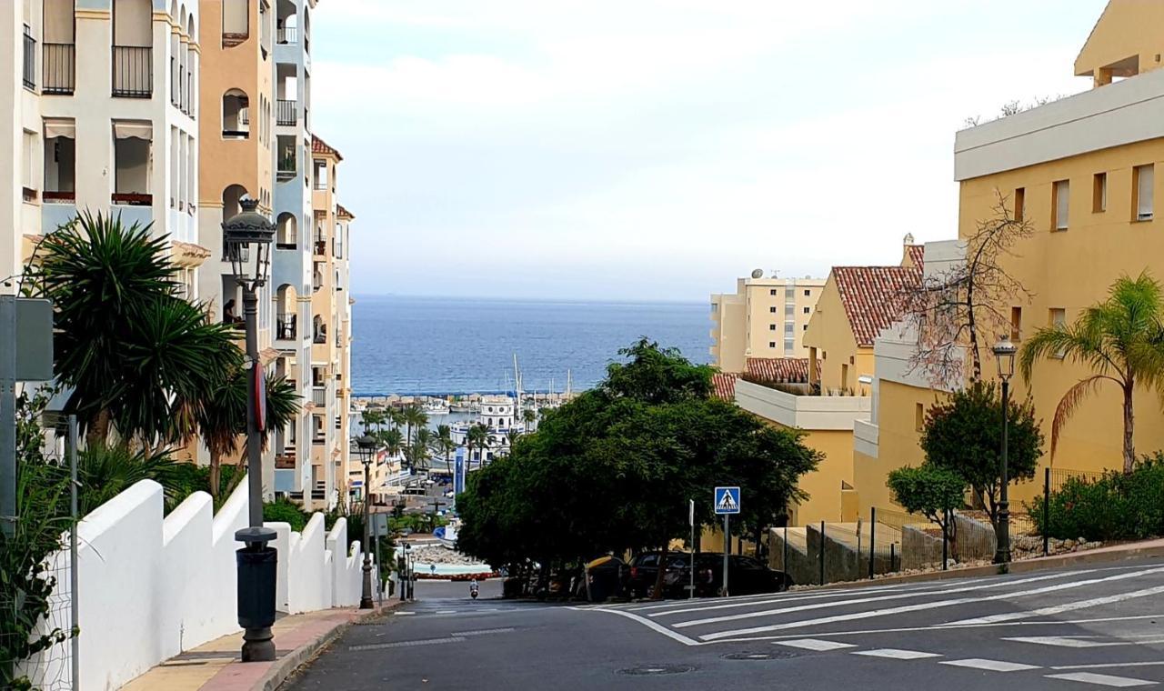 Estepona Puerto Lejlighed Eksteriør billede